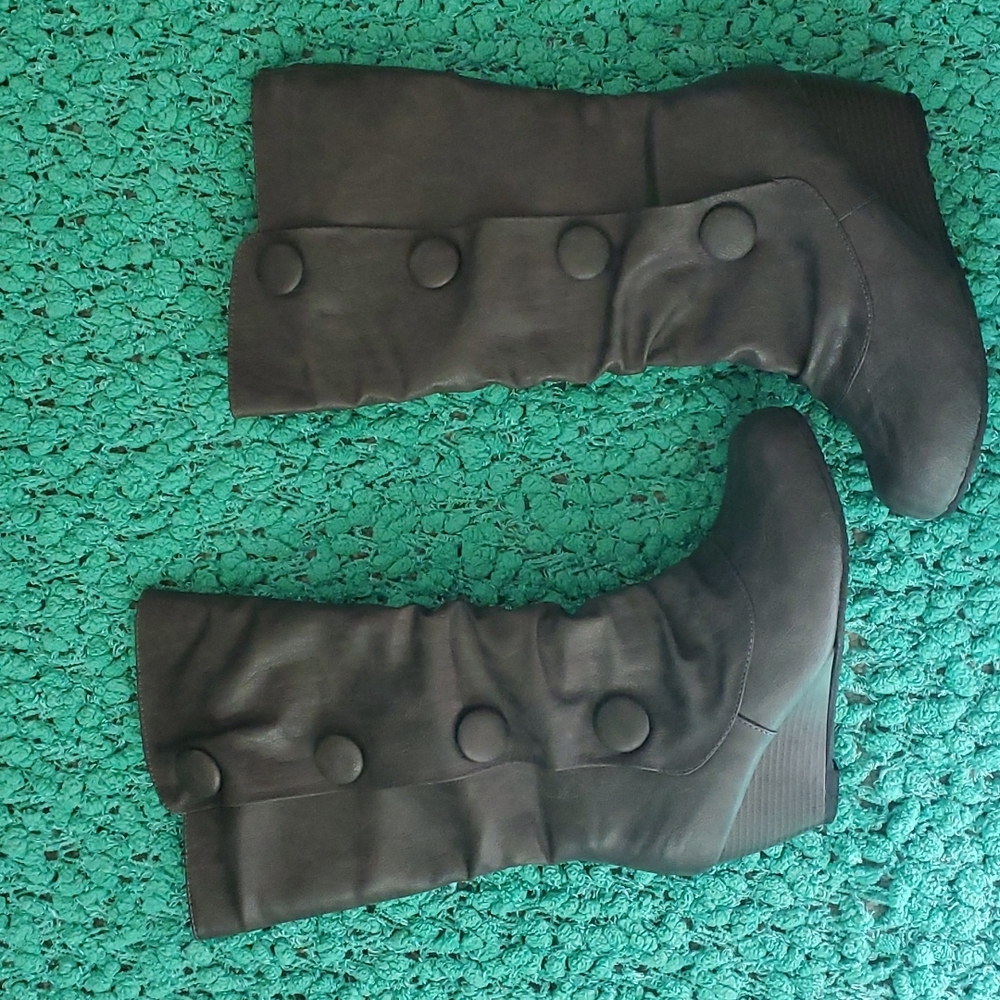Grey wedge boots size 9